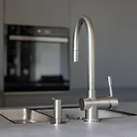 Skyline 1 Bd By Domvia *