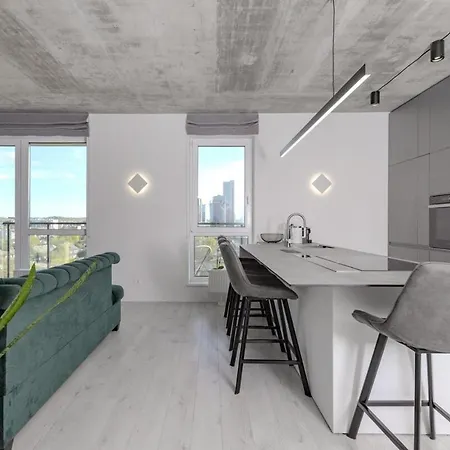 Skyline 1 Bd By Domvia *