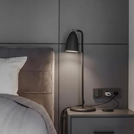 Apartment Skyline 1 Bd By Hostlovers