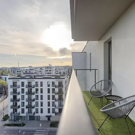 Skyline 1 Bd By Domvia Apartment Wilna