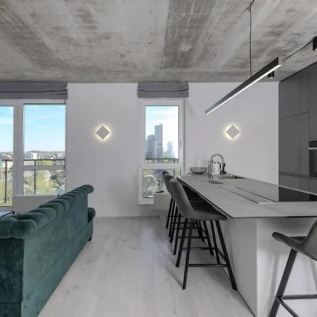 Apartment Skyline 1 Bd By Hostlovers *