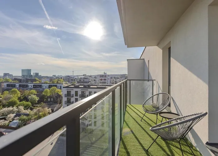 Skyline 1 Bd By Domvia * Vilnius